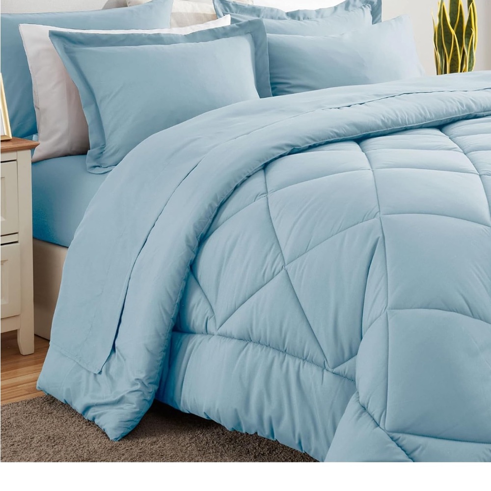 Sky Blue Comforter Set
